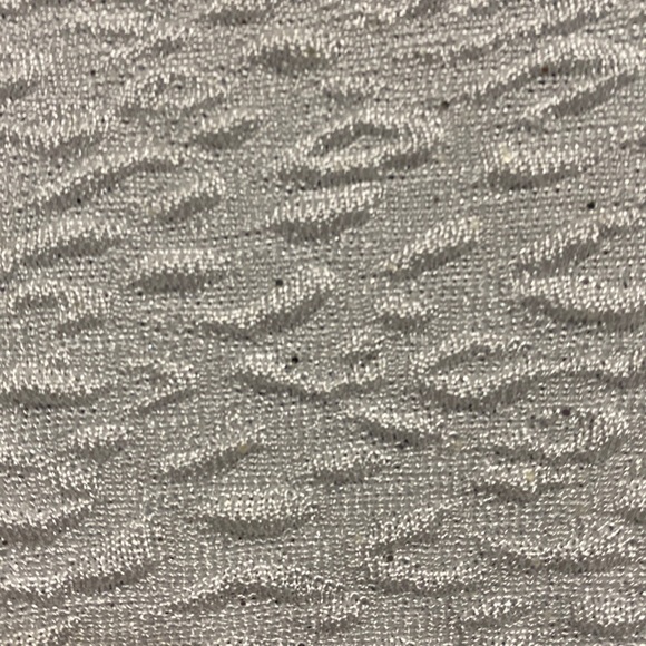 La Vanya white oversized tunic with sparkly rhinestones on neckline. Size medium - Picture 6 of 10